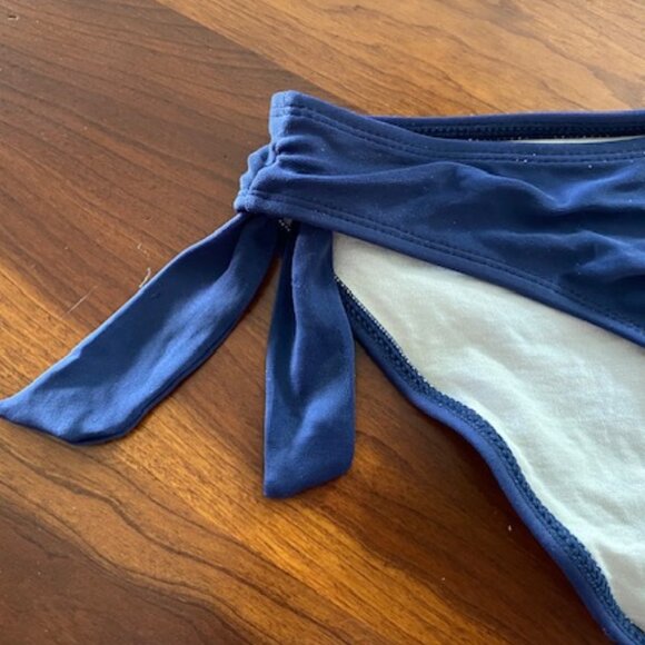 MAUI WEAR Navy BLUE BIKINI Swim BOTTOM * High Cut Legs ~ Full Coverage Back * S - Picture 2 of 4